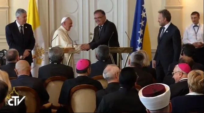 FranciscoSarajevoDiscursoAutoridades_CapturaYoutube_060615D.jpg ?? 