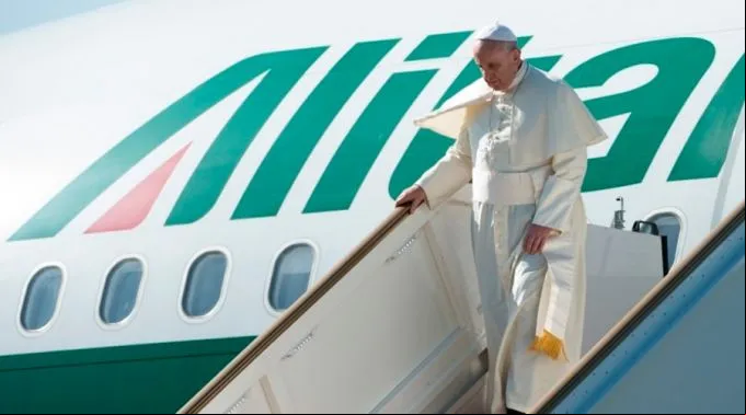FranciscoViajeChile_LOsservatoreRomano_070515.jpg ?? 