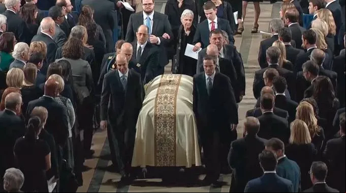 FuneralScalia_YoutubePBSNewsHourCapturaVideo_240216.jpg ?? 