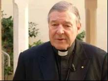 Cardeal George Pell. Crédito: Alan Holdren