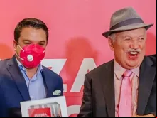 Gerardo Islas, de Fuerza por México, e Dom Onésimo Cepeda Silva. Crédito: Facebook de Gerardo Islas