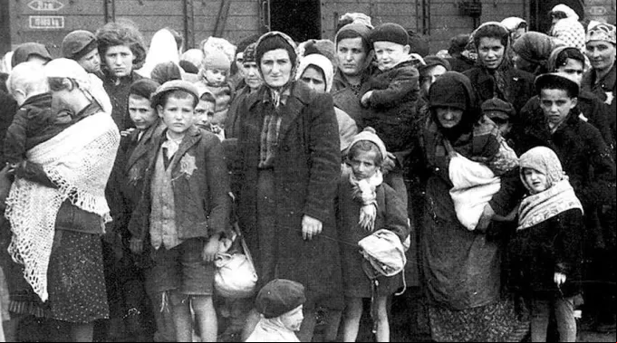 Holocausto_BundesarchivBild183_N0827_318_CC_BY_SA30_270118.jpg ?? 
