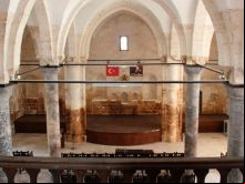 Interior da Igreja de São Pedro e São Paulo em Urfa (Turquia) 