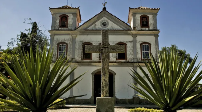 Igreja-Pary-do-Alferes_FacebookParoquia-Imaculada-Conceicao.jpg ?? 