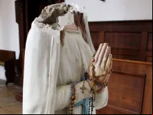 Imagem mariana decapitada. Crédito: Facebook Bistum Regensburg (Diocese de Ratisbona