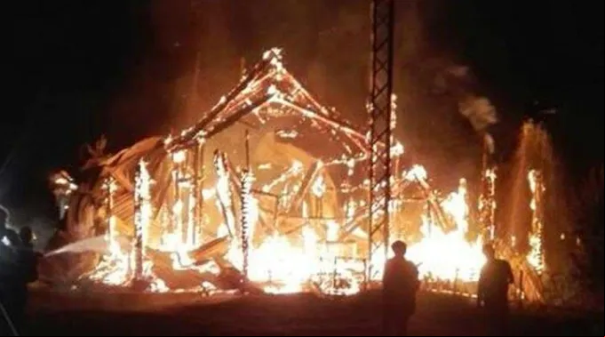 IncendioCapilla_FacebookDiocesisDeVillarica_200118.jpg ?? 