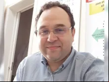 O infectologista Sidnei Alves dos Santos Júnior 
