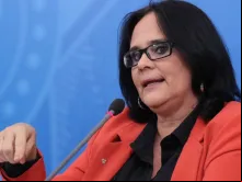 Ministra Damares Alves