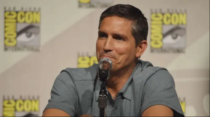 JimCaviezel_FlickrGenevleve_CCBY2005012018.jpg ?? 