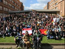 Jovens participantes da reunião.