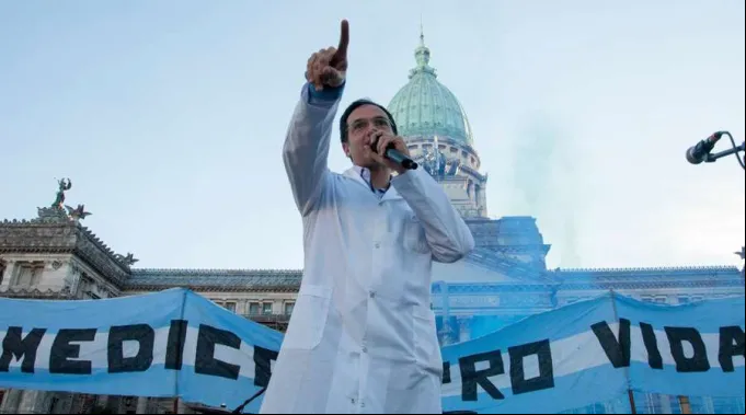 LeandroRodriguezLastra_MedicosPorLaVida240919.jpg ?? 