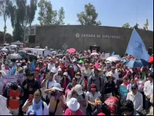 Marcha em frente ao Congresso da União