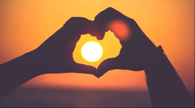 Love-unsplash-290419.jpg ?? 