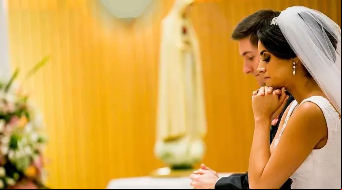 MatrimonioReligiosoDeMariaPiaMorenoAutoraDeVeloDeVainilla_CortesiaDeMariaPiaMoreno_030517.jpg ?? 