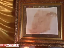 Corporal com manchas de sangue