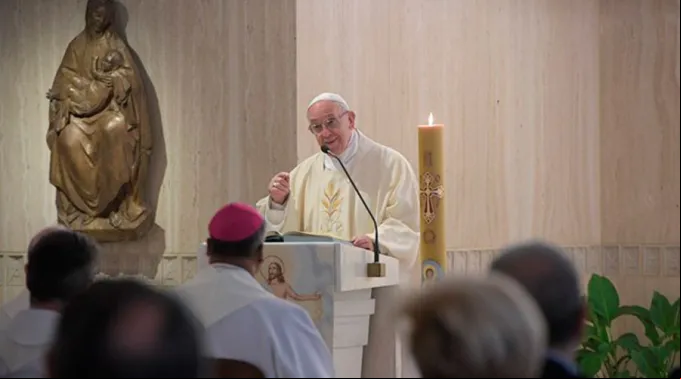 MisaSantaMarta_LOsservatoreRomano_18052017.jpg ?? 