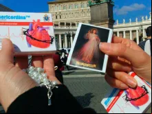 A “Misericordiana Plus” que o Papa presenteou os fiéis.