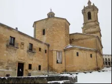 Igreja do mosteiro beneditino de Silos.