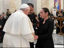 Papa Francisco e Doha Sabah Abdallah. Créditos: Vatican Media