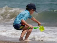 Criança na praia 