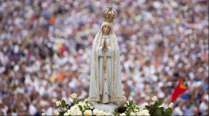 Nossa_Senhora_de_Fatima_SantuariodeFatima.jpg ?? 