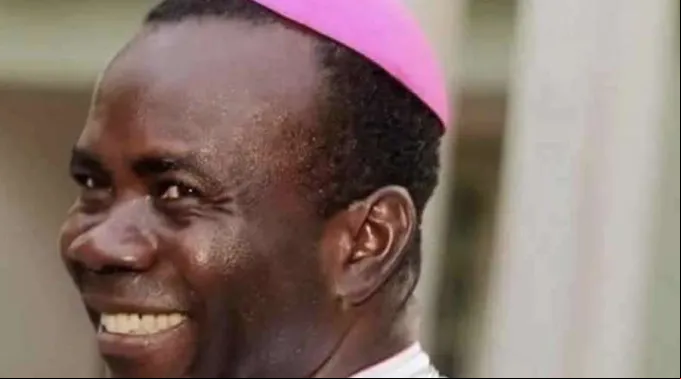 ObispoMosesChikwe_Nigeria_ACIAfrica_DominioPublico.jpg ?? 