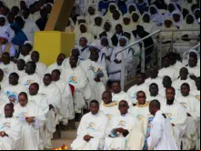 Missa celebrada durante a Assembleia Plenária do SECAM, por ocasião do Jubileu de Ouro, em Kampala, Uganda