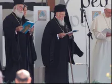 Papa reza com os Patriarcas Orientais em Bari.