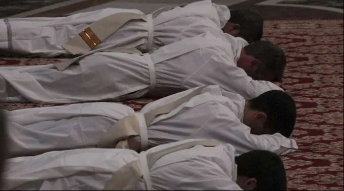 Ordenacio-sacerdotes-Alexey-Gotovskyi-06062019.jpg ?? 