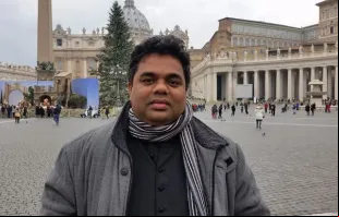 Pe. Prashad Harshan da arquidiocese de Colombo, no Sri Lanka