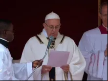 Papa durante a Oração do Regina Coeli.