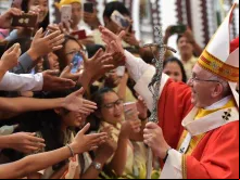 Papa Francisco na Missa que presidiu nesta quinta-feira, 30 de novembro, em Mianmar.