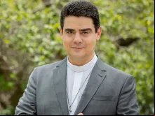 Padre Robson de Oliveira.