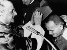 Paulo VI cria o cardeal Karol Wojtyla, agora São João Paulo II