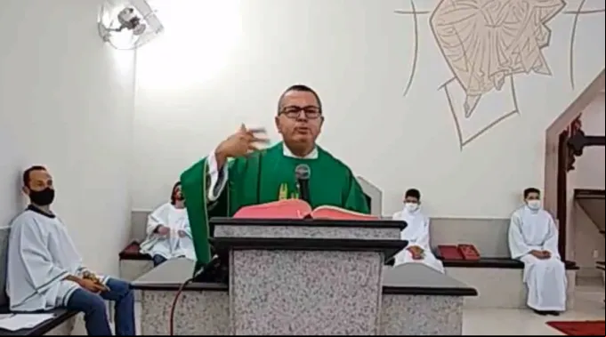 PadreMundanismoPandemia_FotoCapturaVideo.jpg ?? 