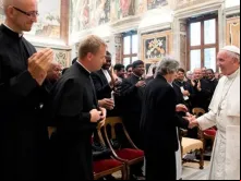 Papa com os palotinos.