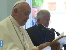 Papa Francisco no encontro com migrantes na sede da Cáritas, no Marrocos.