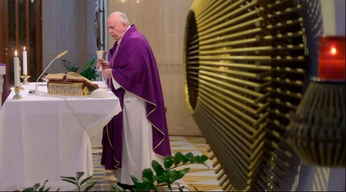 Papa-Francisco-Eucaristia-Vatican-Media-18032020.jpg ?? 