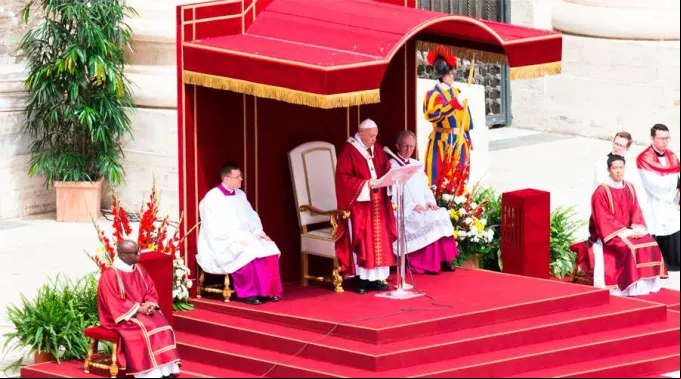 Papa-Francisco-Misa-Pentecostes-Homilia-Lucia-Ballester-ACI-09062019.jpg ?? 