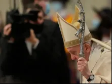 O Papa antes do início da missa na basílica de São Pedro.