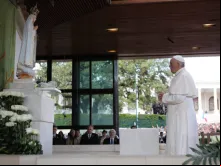 Papa Francisco no santuário de Fátima, em 2017