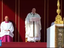 Papa Francisco pronunciando sua homilia. Crédito: Captura de Youtube Vatican Media