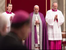 Papa durante a celebração penitencial.