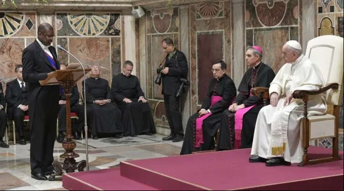PapaDiscursoDiplomaticos_VaticanMedia_08012018.jpg ?? 