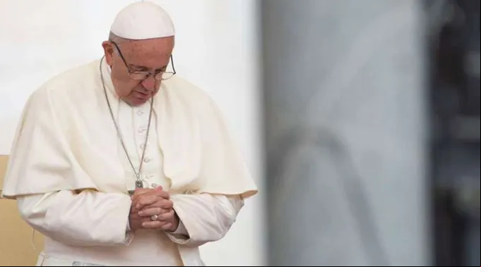 PapaFraciscoRezo_DanielIbanezACI_23102019.jpg ?? 
