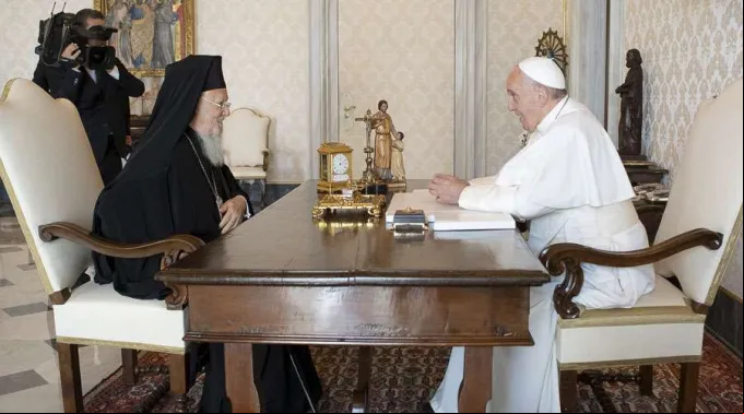 PapaFrancisco-Bartolome-VaticanMedia-17092019.jpg ?? 