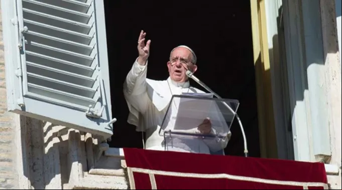 PapaFranciscoAngelus2_LOR_061116.jpg ?? 