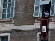 O Papa durante o Ângelus.