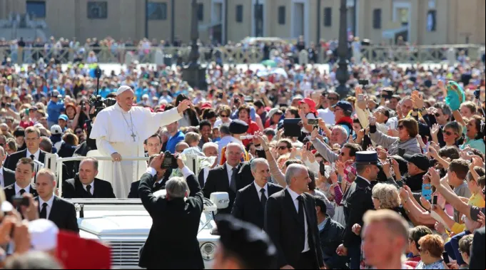 PapaFranciscoAudienciaGeneral18_05_2016DanielIbanez2.jpg ?? 