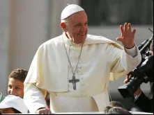 Papa Francisco na Praça de São Pedro.